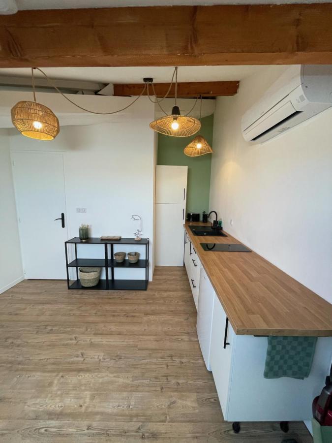 Chaleureux studio mansardé - cœur de ville de Sète Exterior foto
