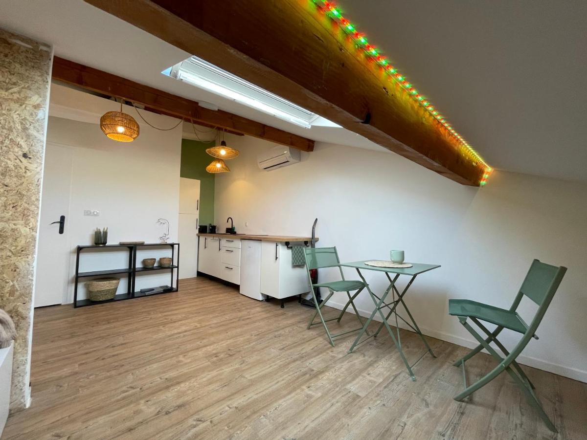 Chaleureux studio mansardé - cœur de ville de Sète Exterior foto